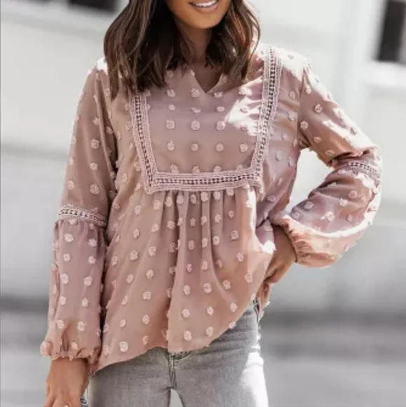 β€οΈπHPπNew Ruffled Swiss Dot Split Neck Ruffle Babydoll Blouse - Picture 1 of 16